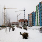 Építőanyag szállítás és tárolás télen – egy családi ház anyagvédelme fagyos időben